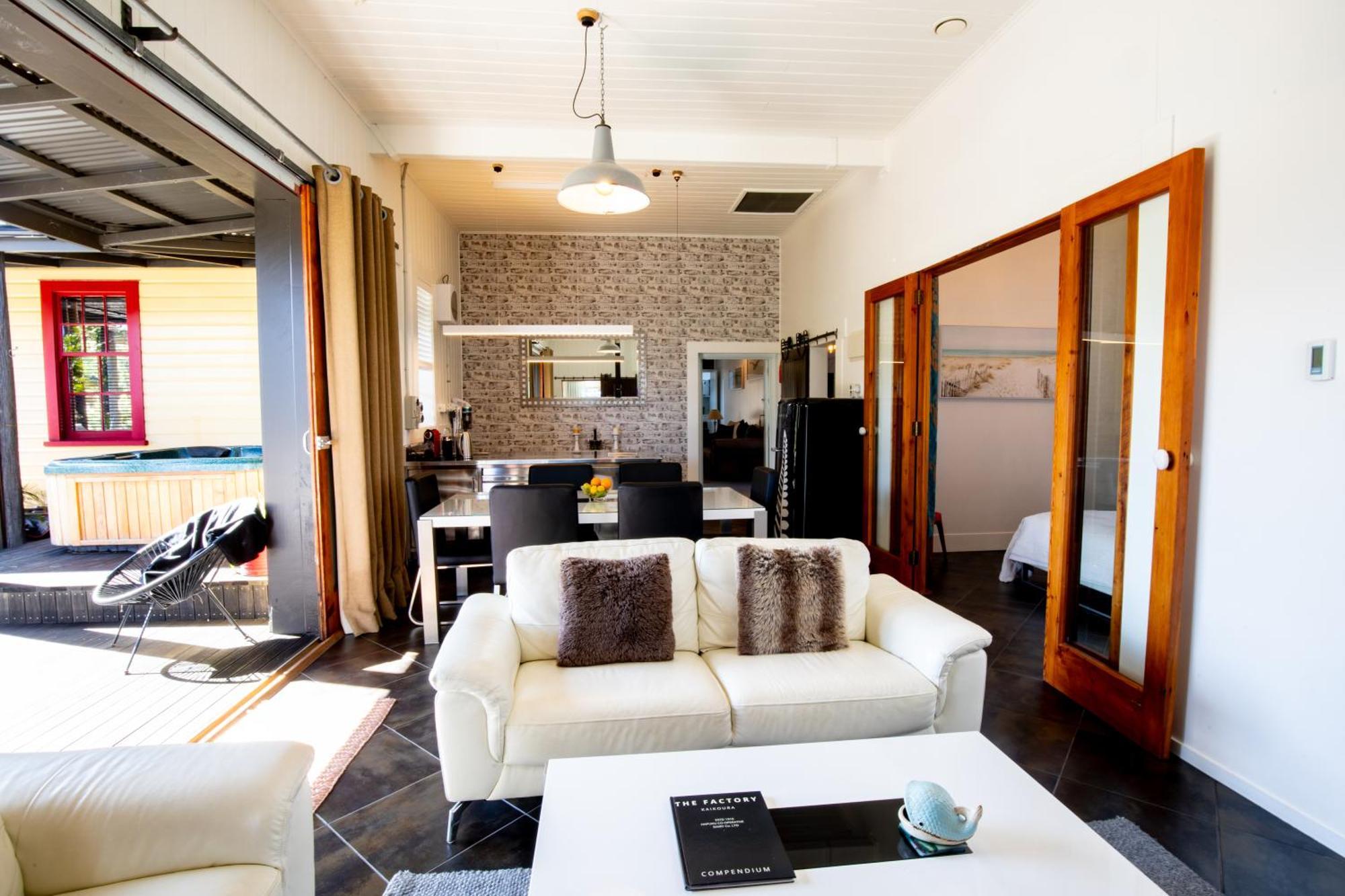 The Factory Luxury Kaikoura